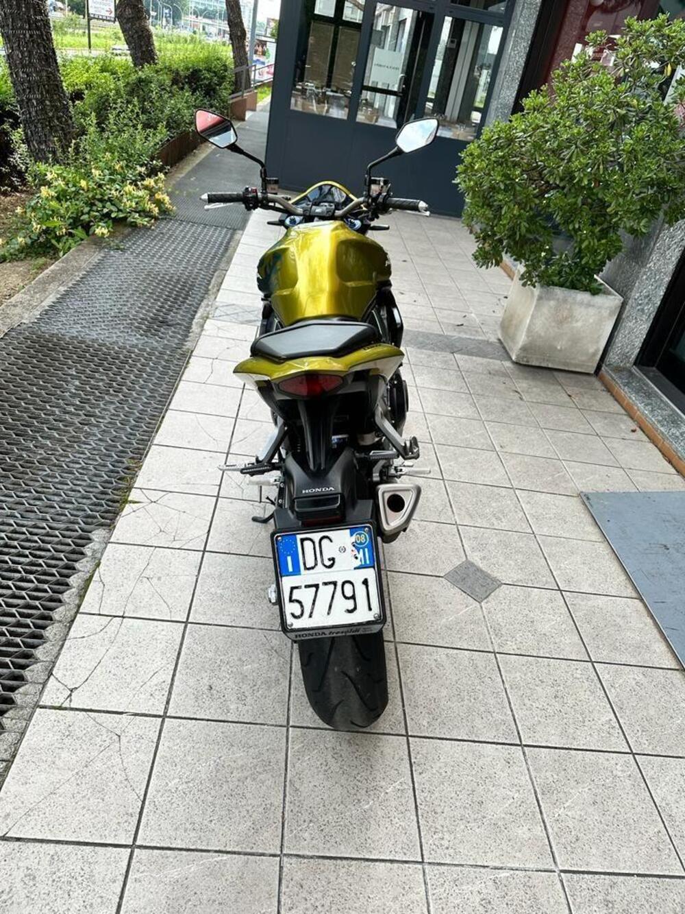 Honda CB 1000 R (2008 - 10) (4)