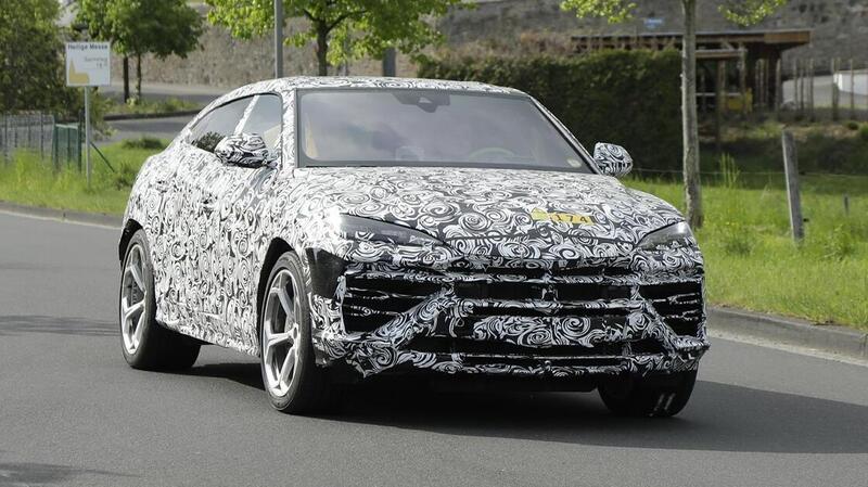 Lamborghini Urus 2024: il nuovo modello sar&agrave; ibrido Plug-In [Foto Spia]