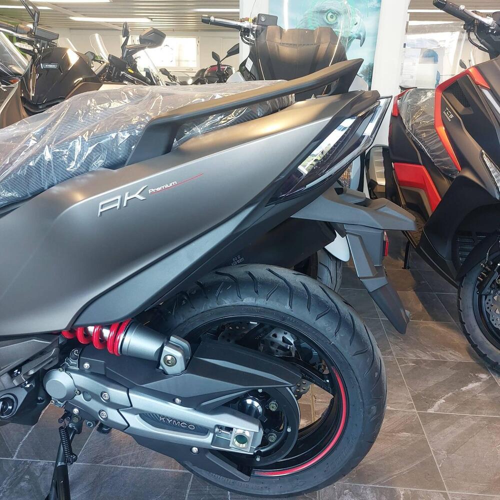 Kymco AK 550 Premium (2023 - 25) (5)