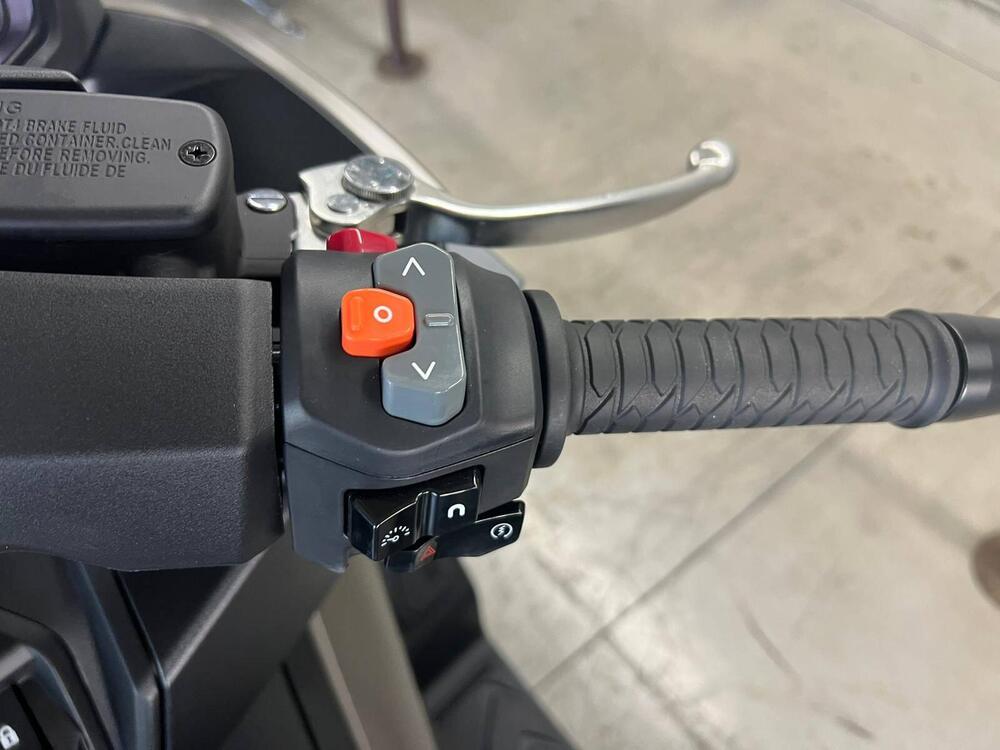 Kymco AK 550 Premium (2023 - 25) (5)