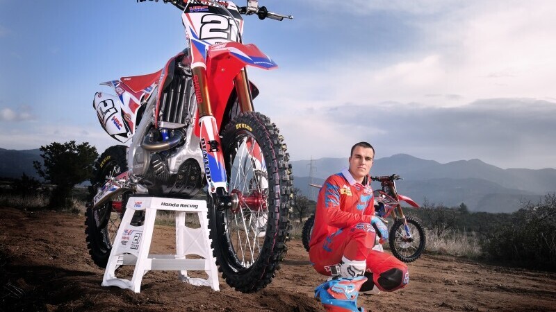 Honda, le CRF di Paulin e Bobryshev in livrea 2015