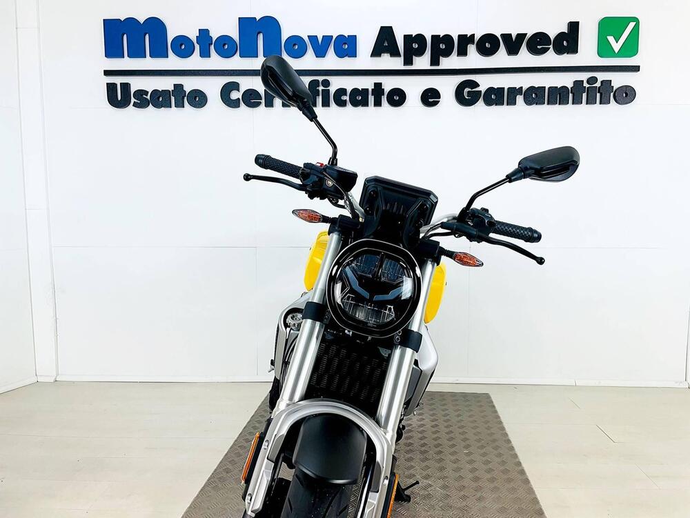 Voge Trofeo 350AC (2022 - 25) (2)