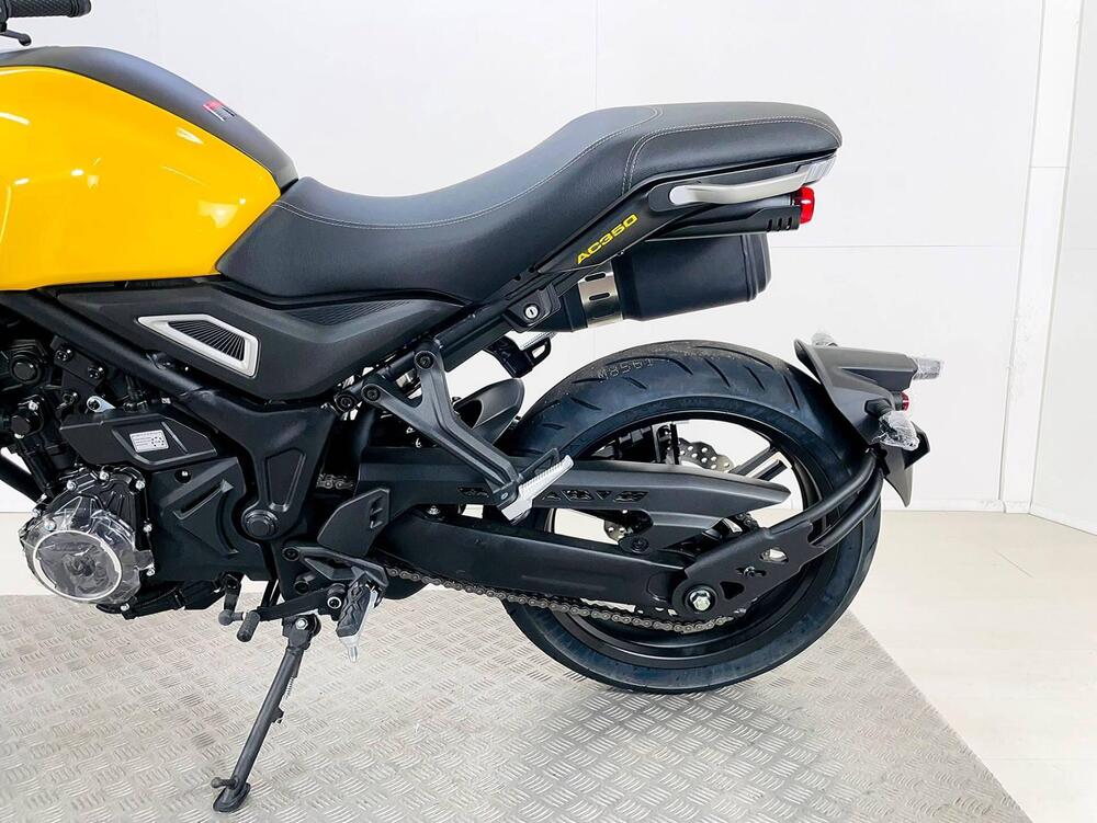 Voge Trofeo 350AC (2022 - 25) (14)