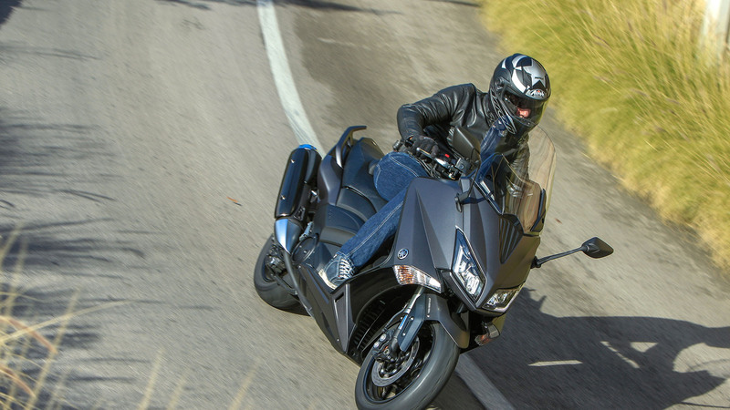 Yamaha TMAX 530 2015: il video della nostra prova