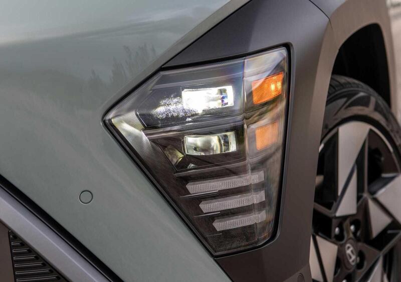 Hyundai Kona (2023-23) (15)