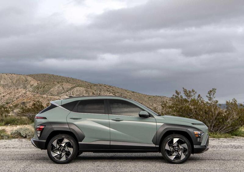 Hyundai Kona (2023-23) (3)