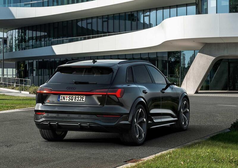 Audi SQ8 (2023-25) (5)