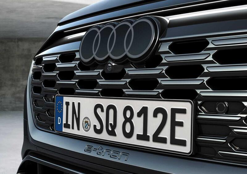 Audi SQ8 (2023-25) (11)