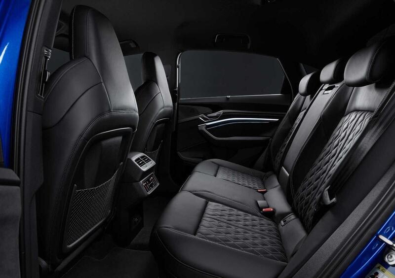 Audi SQ8 Sportback (2023-25) (13)