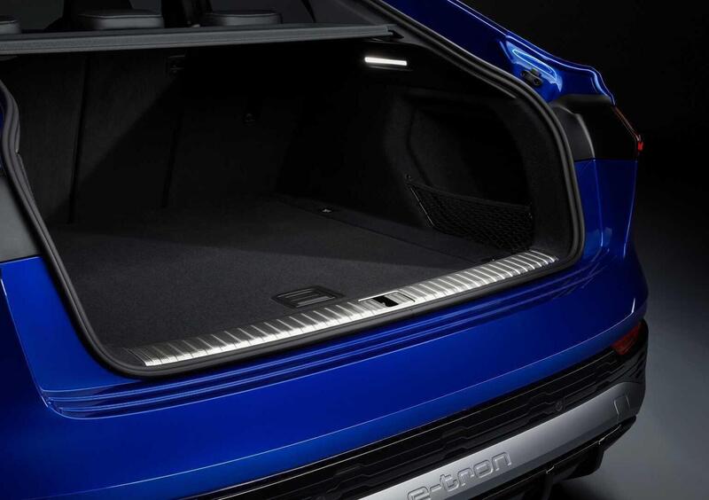 Audi SQ8 Sportback (2023-25) (14)