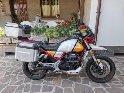 Moto Guzzi V85 TT Evocative Graphics (2019 - 20) usata