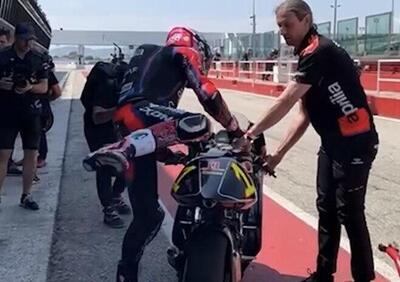 [VIDEO] MotoGP. Aleix Espargaro in sella all'Aprilia RS250 di Max Biaggi, che sound il due tempi!