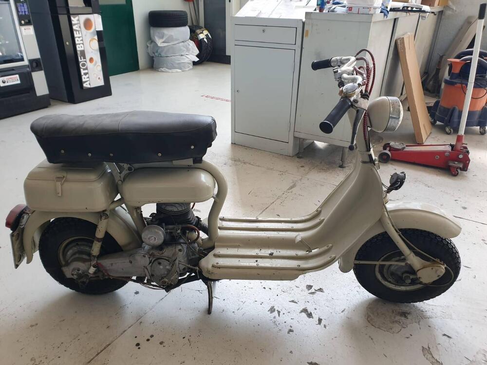Lambretta 125 (2)
