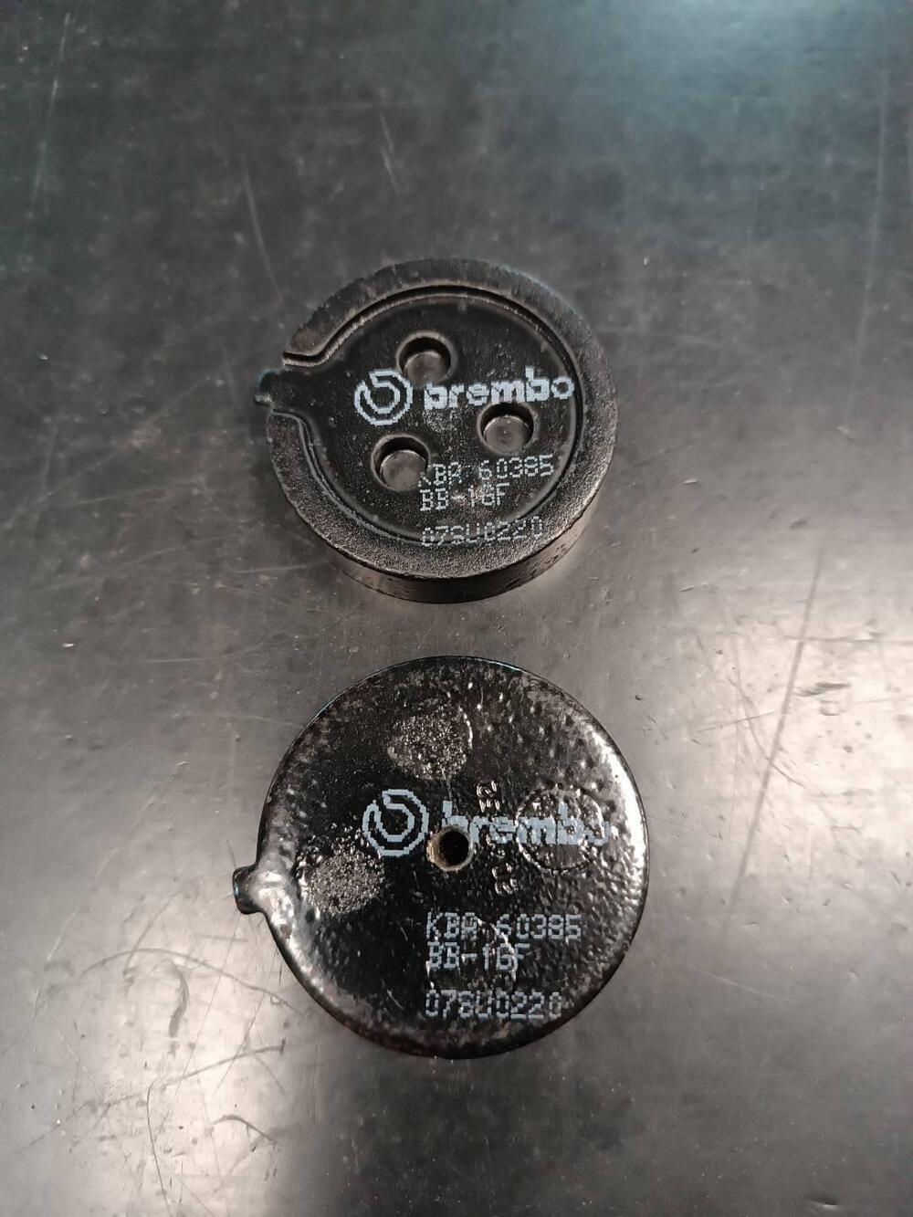 Pastiglie freno Suzuki GT550 Brembo (2)