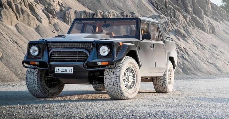 La Lamborghini LM 002: Tina Turner la volle modificata Mercedes