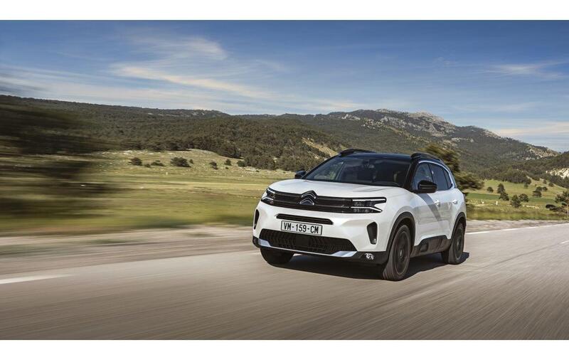 Citroen C5 Aircross Hybrid 136