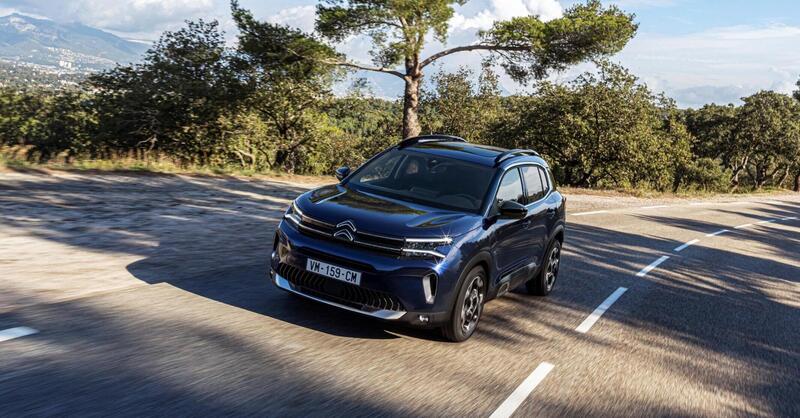 Citroen C5 Aircross 2023, ecco i prezzi della nuova ibrida