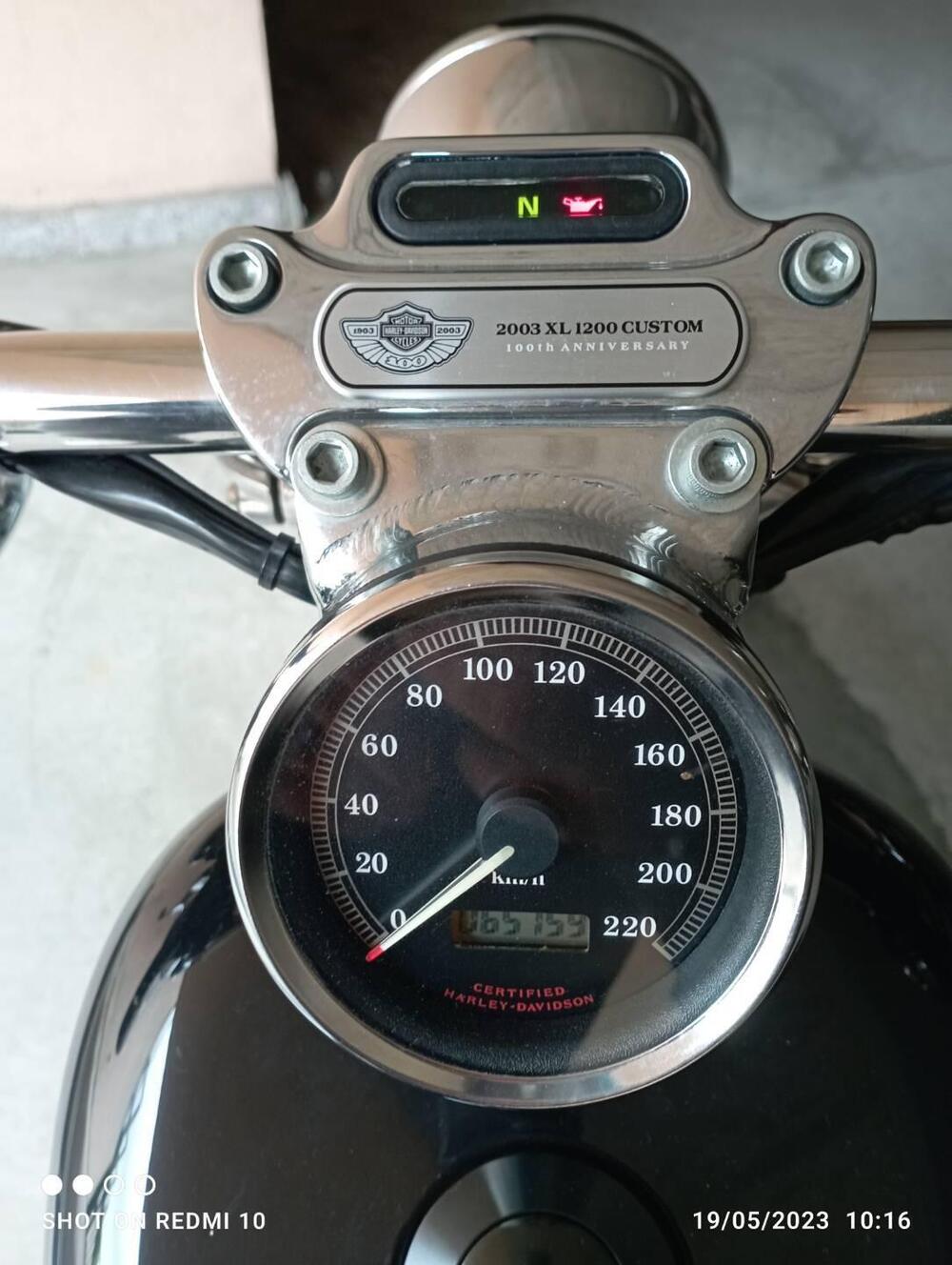 Harley-Davidson 1200 Custom (2001 - 03) - XL 1200C (4)