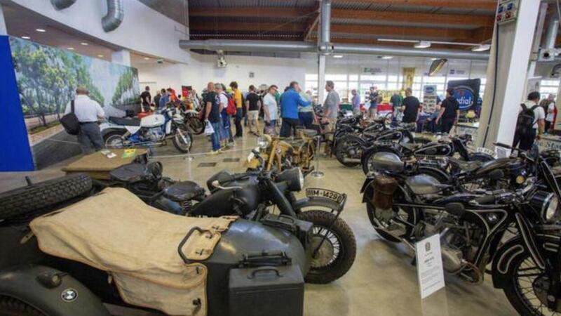 Moto d&#039;Epoca. Il Giardino Sempreverde della Mostra-Scambio del C.A.M.E.R.