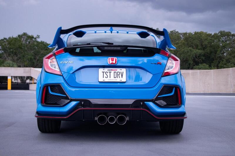 L&#039;analogia dei Tre Tubi di Scarico (nella foto una Honda Civic Type R)