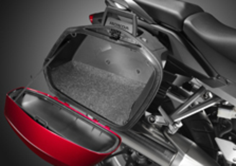 Honda Crossrunner Crossrunner Travel Edition ABS (2015 - 16) (7)