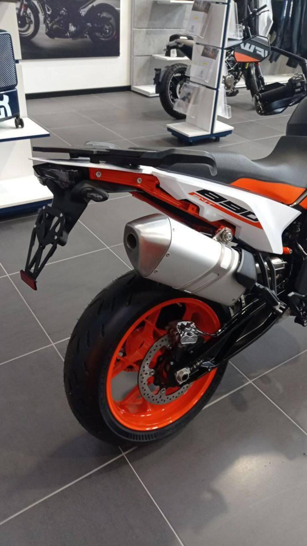 KTM 890 SMT (2023 - 26) (5)