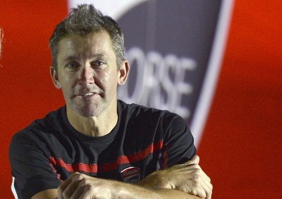 SBK. Troy Bayliss sulla moto di Giugliano nelle gare a Phillip Island