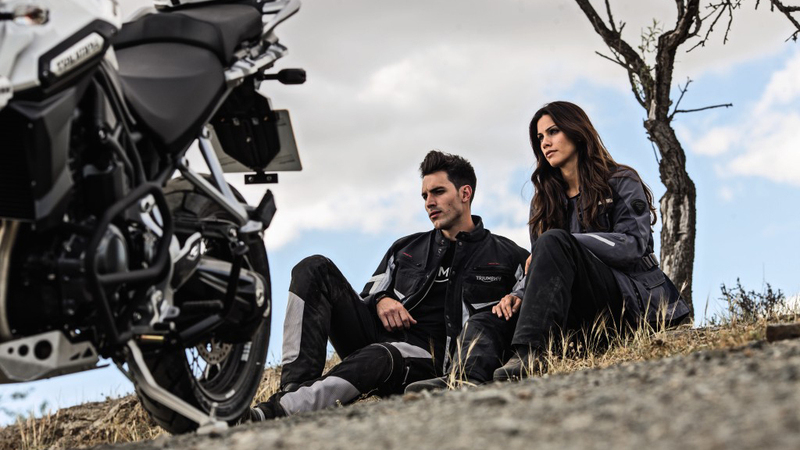 Triumph: la collezione Primavera/Estate 2015