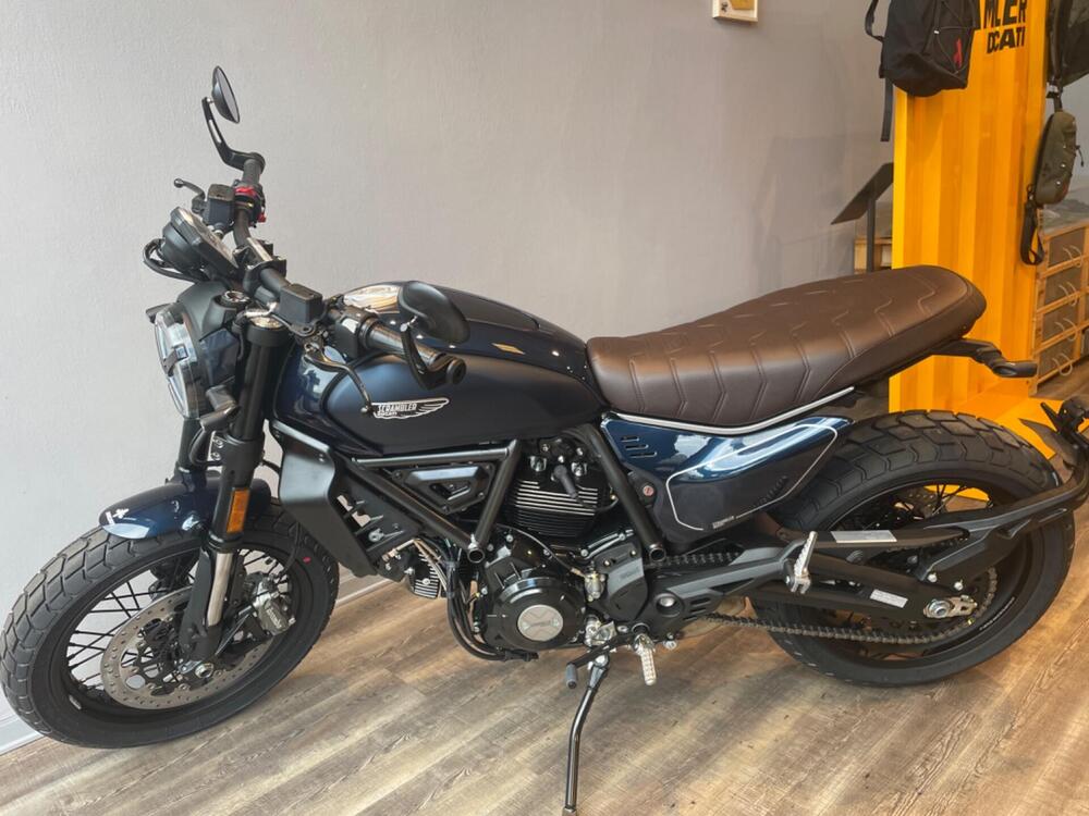 Ducati Scrambler 800 Nightshift (2023 - 25)