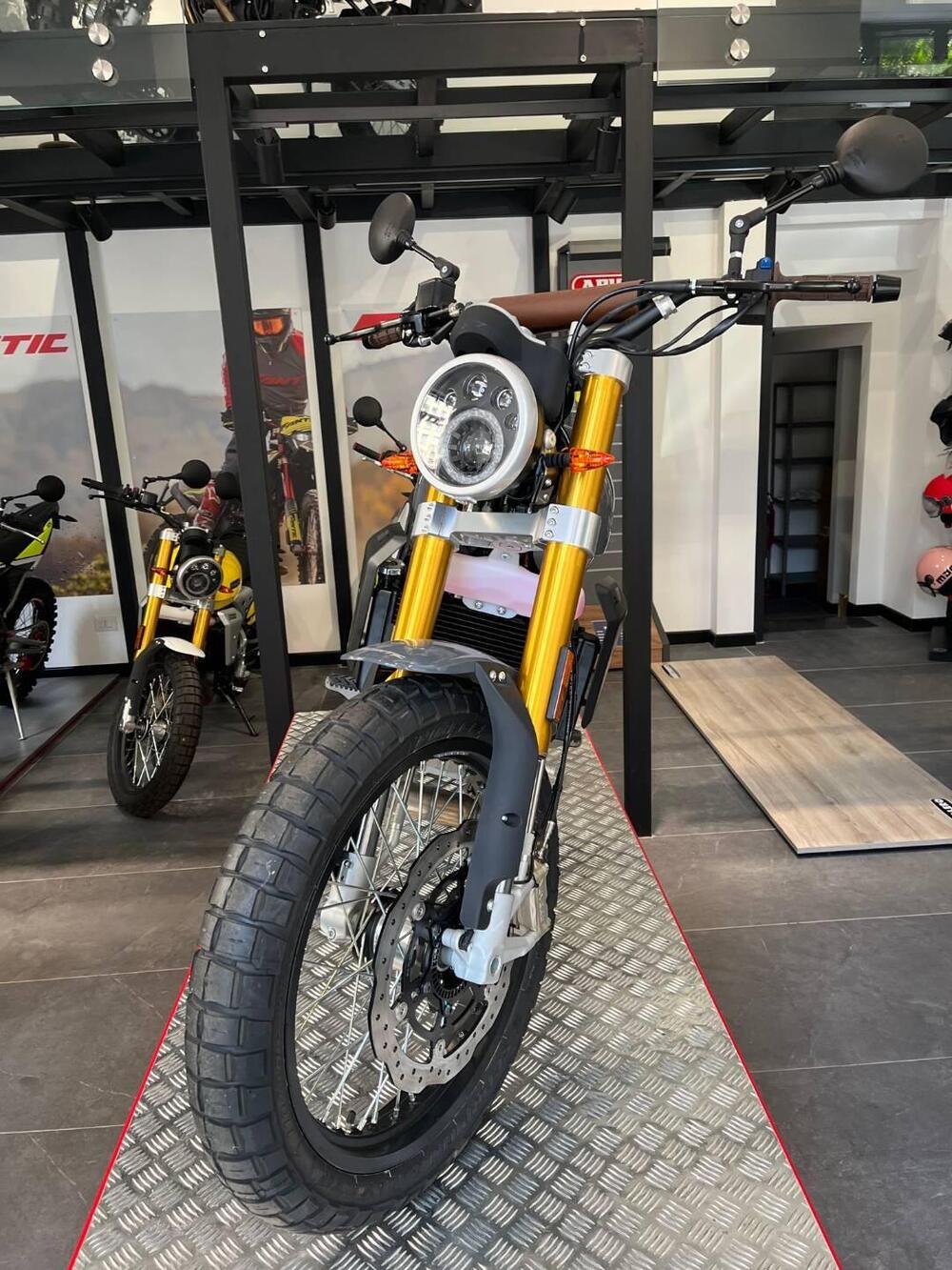 Fantic Motor Caballero 500 Scrambler Deluxe (2021 - 23) (3)