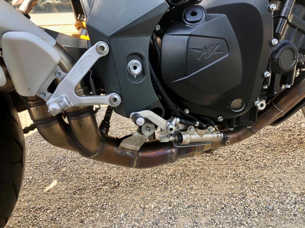 MV Agusta Brutale 1090 R (2012 - 15) (5)