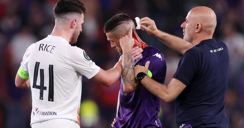 Scandalo in finale di Conference contro la Fiorentina: ha vinto la violenza dei tifosi inglesi, non il West Ham. Perch&eacute; la partita non &egrave; stata sospesa?
