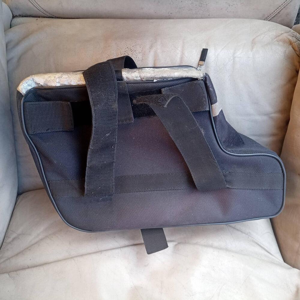 Coppia borse originali Ducati performance per Mons (4)