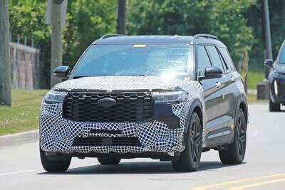 Ford Explorer 2024, in arrivo il nuovo Model Year [Foto Spia]