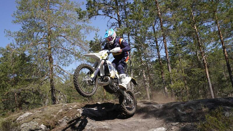 Husqvarna Enduro 2024 TEST: le regine dell&#039;hard sono tutte nuove! Pro e contro, prezzi