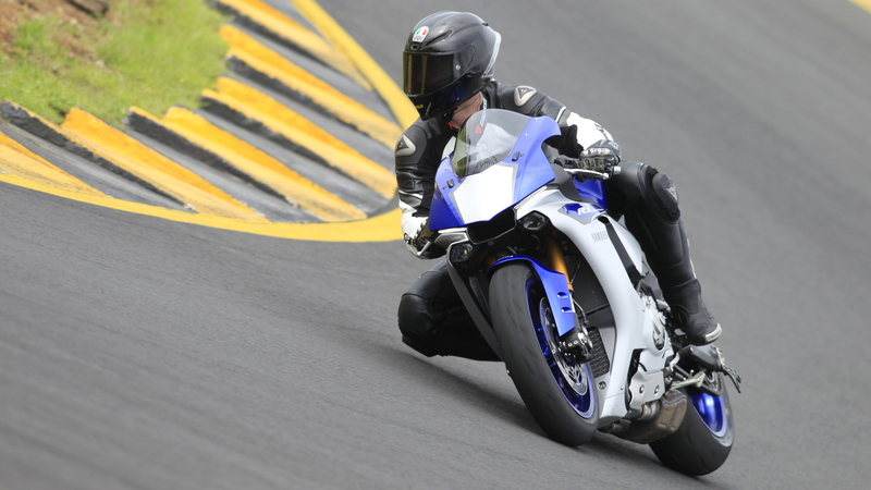 Yamaha YZF-R1 ed YZF-R1M