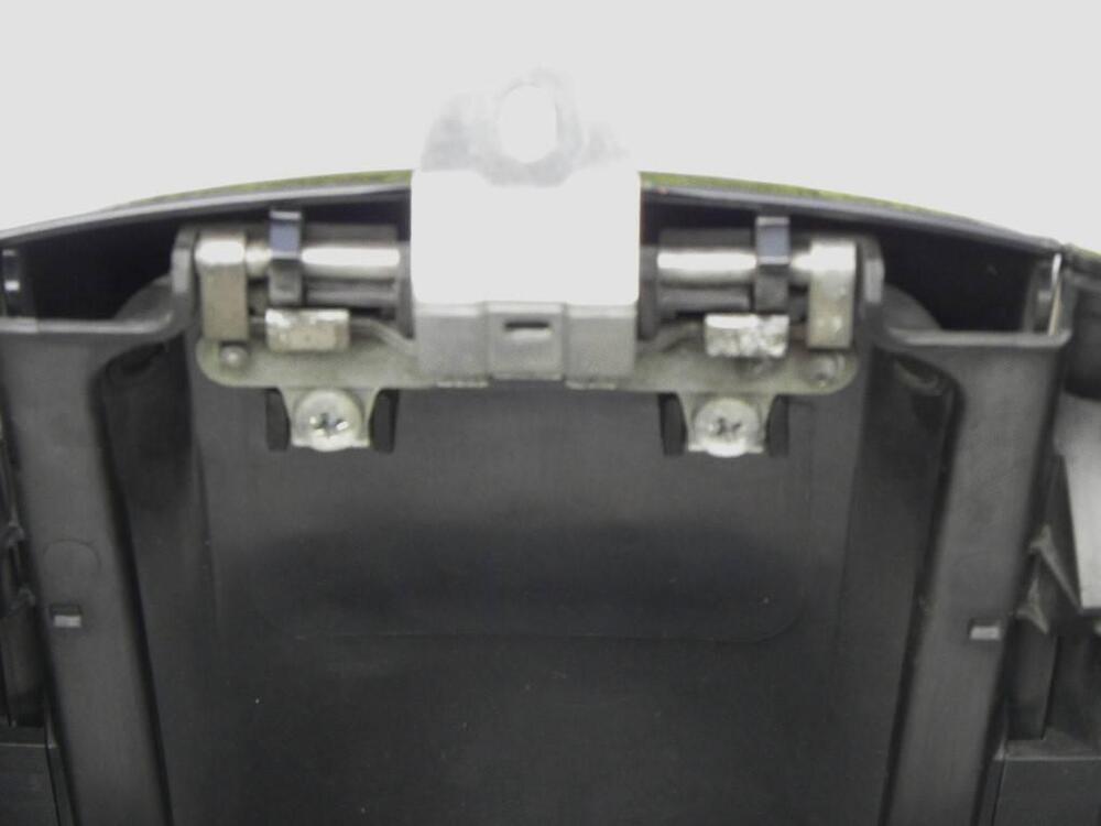 Cover serbatoio sottosella anter. Yamaha T-Max 500 (6)