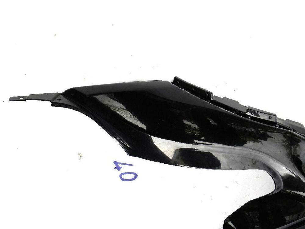 Cover serbatoio sottosella anter. Yamaha T-Max 500 (8)