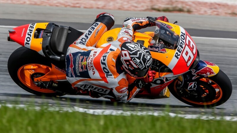 I test di Sepang 2. Miglior tempo di Marquez. Rossi in difficolt&agrave;