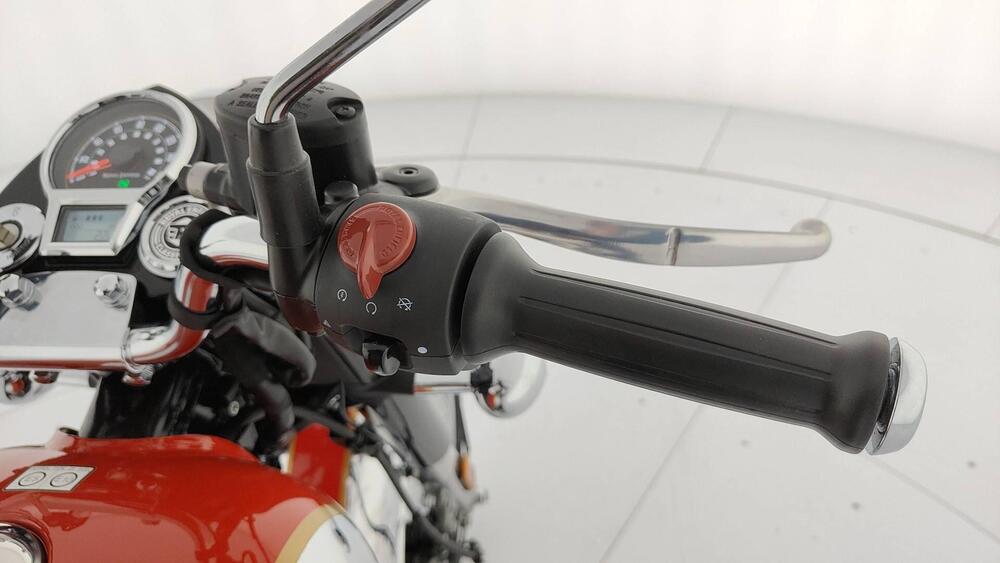 Royal Enfield Classic 350 (2021 - 25) (12)