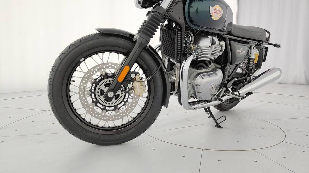 Royal Enfield Interceptor 650 (2021 - 26) (8)