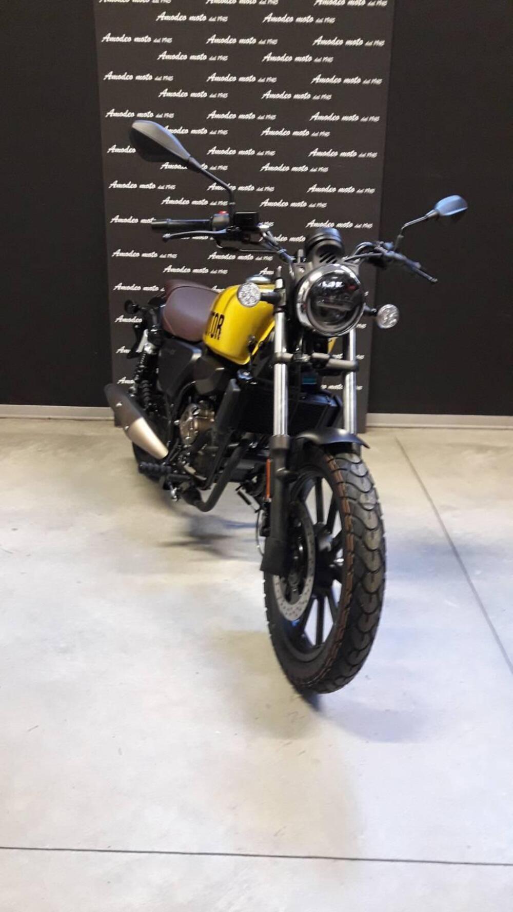 QJ Motor SRV 125 (2023 - 24) (11)