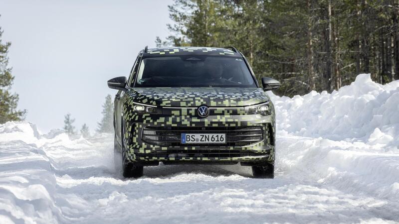 Volkswagen Tiguan 2024, &egrave; quasi pronta al debutto [VIDEO]