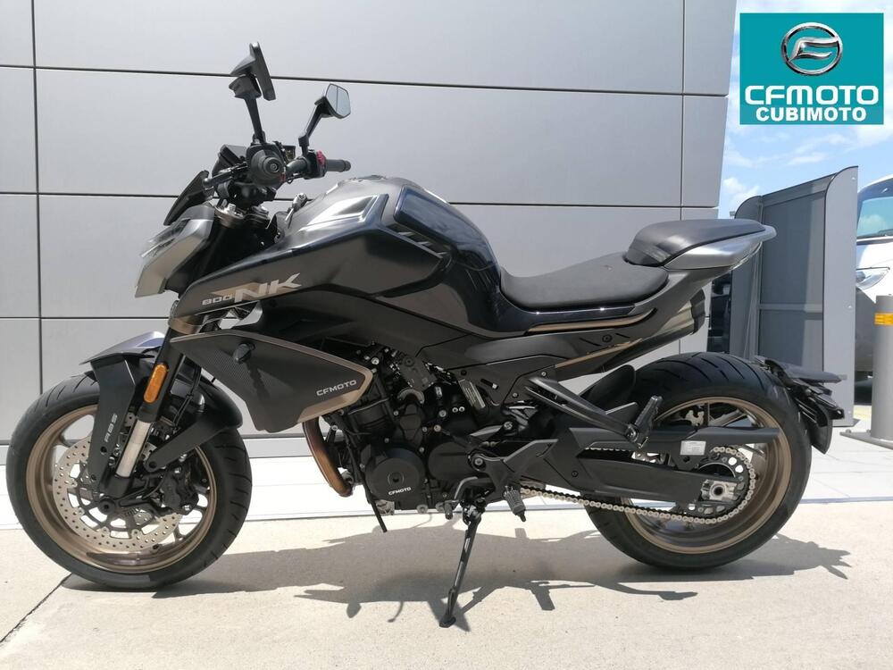 CFMOTO 800NK Sport (2023 - 25) (4)