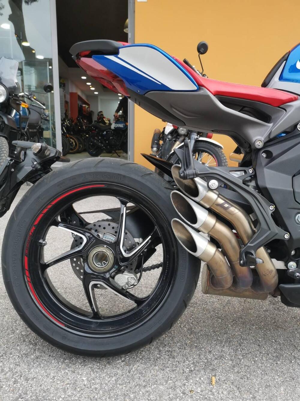 MV Agusta Brutale 800 RR America (2018 - 19) (4)