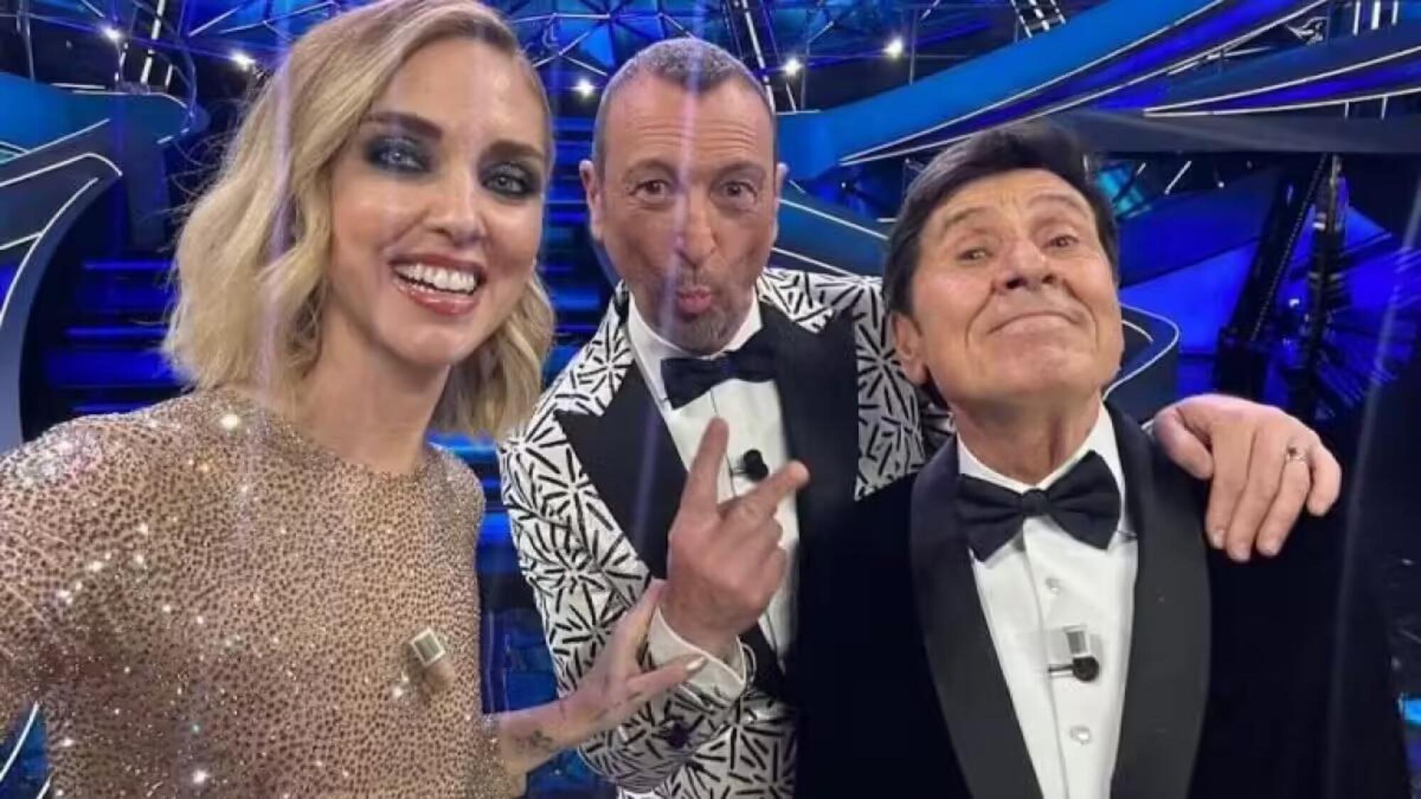Chiara Ferragni, Amadeus e Gianni Morandi a Sanremo in un selfie social