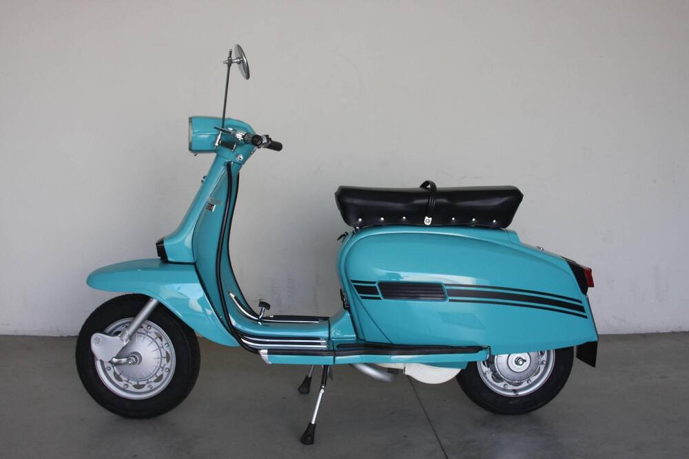 Lambretta DL 125 Macchia Nera (4)