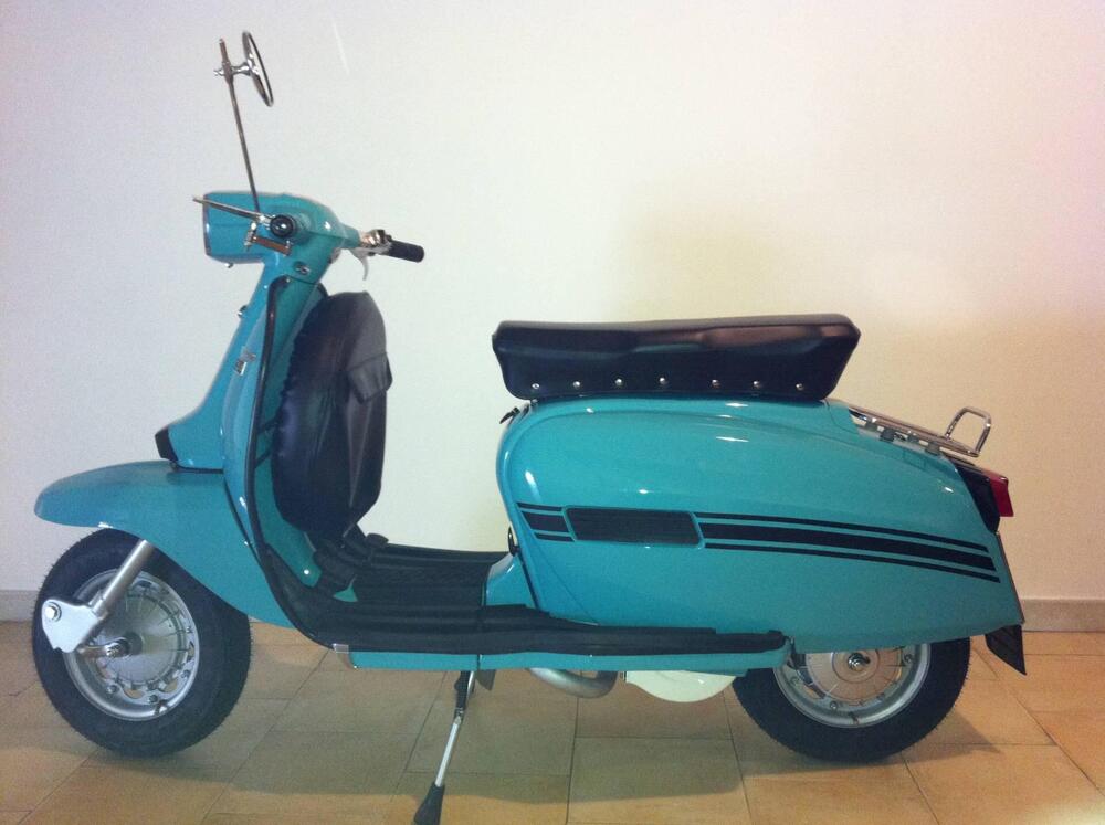 Lambretta DL 125 Macchia Nera (8)