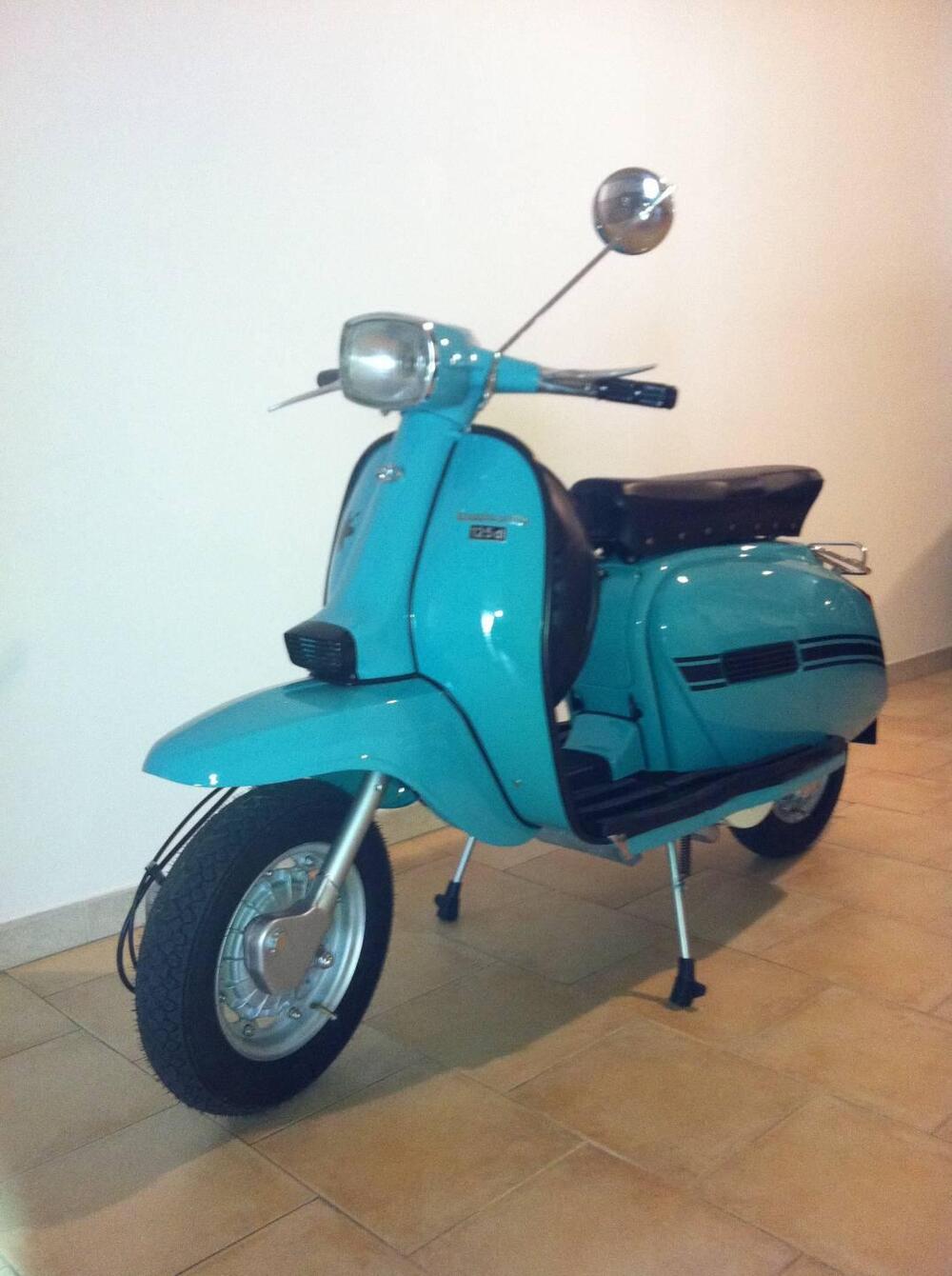 Lambretta DL 125 Macchia Nera (9)