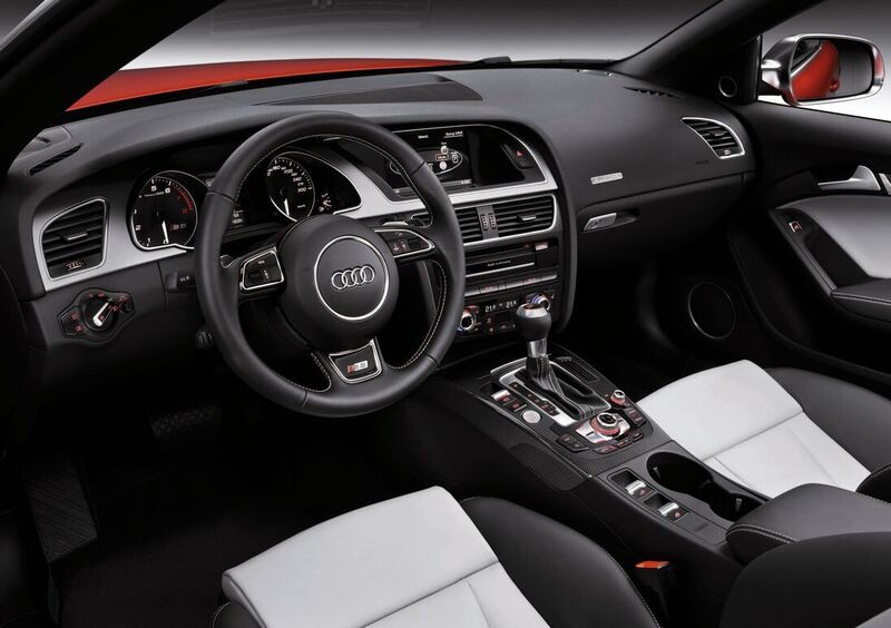 Audi S5 Cabrio (2009-17) (4)